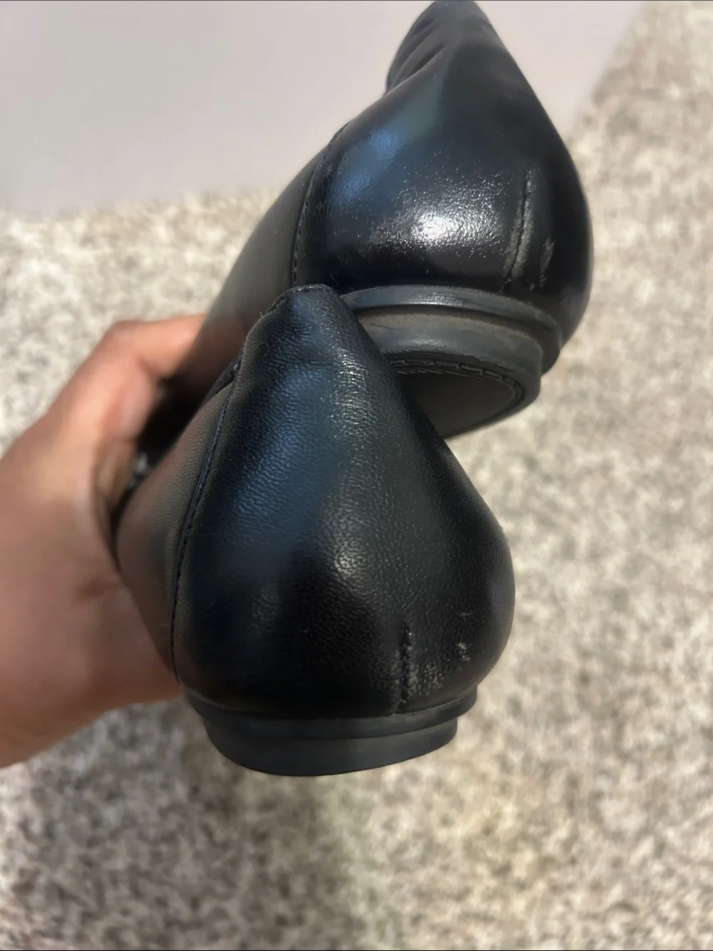 Vionic Black Leather Ballet Flats with Textured Toe and Bow